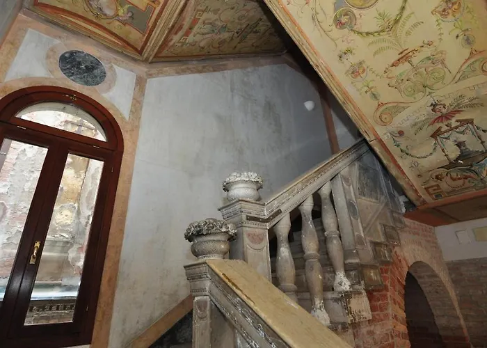 Casa Dei Pittori Venice Apartments